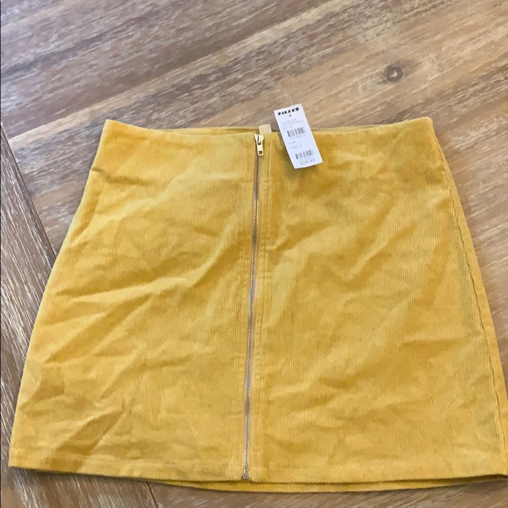 Yellow corduroy skirt